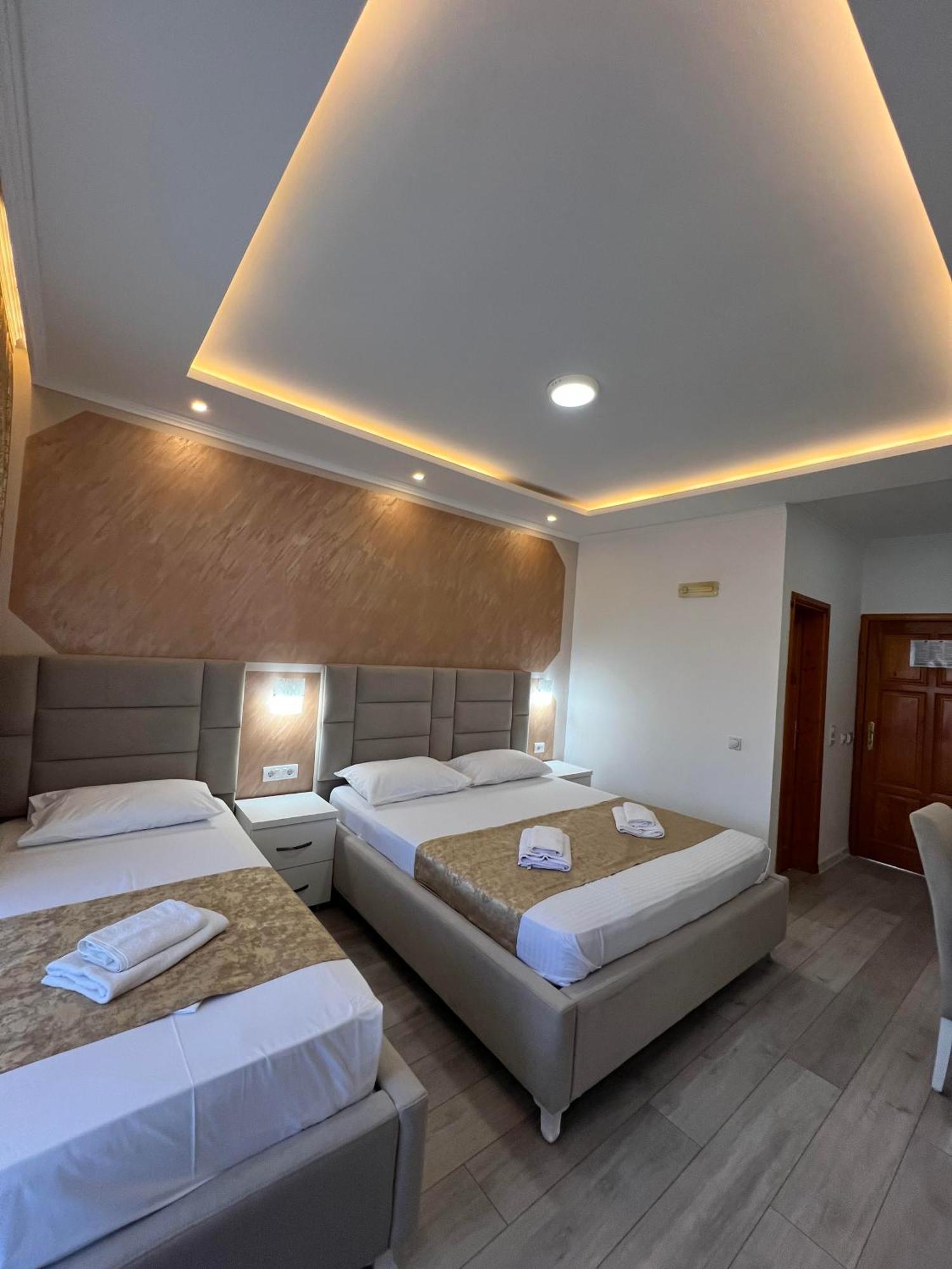 Apartments Fati & Flori 울친 외부 사진